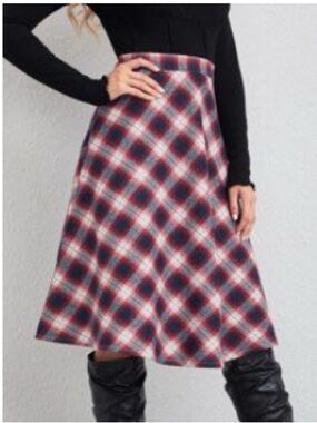 Plaid A-Line Midi Skirt in Red and Navy